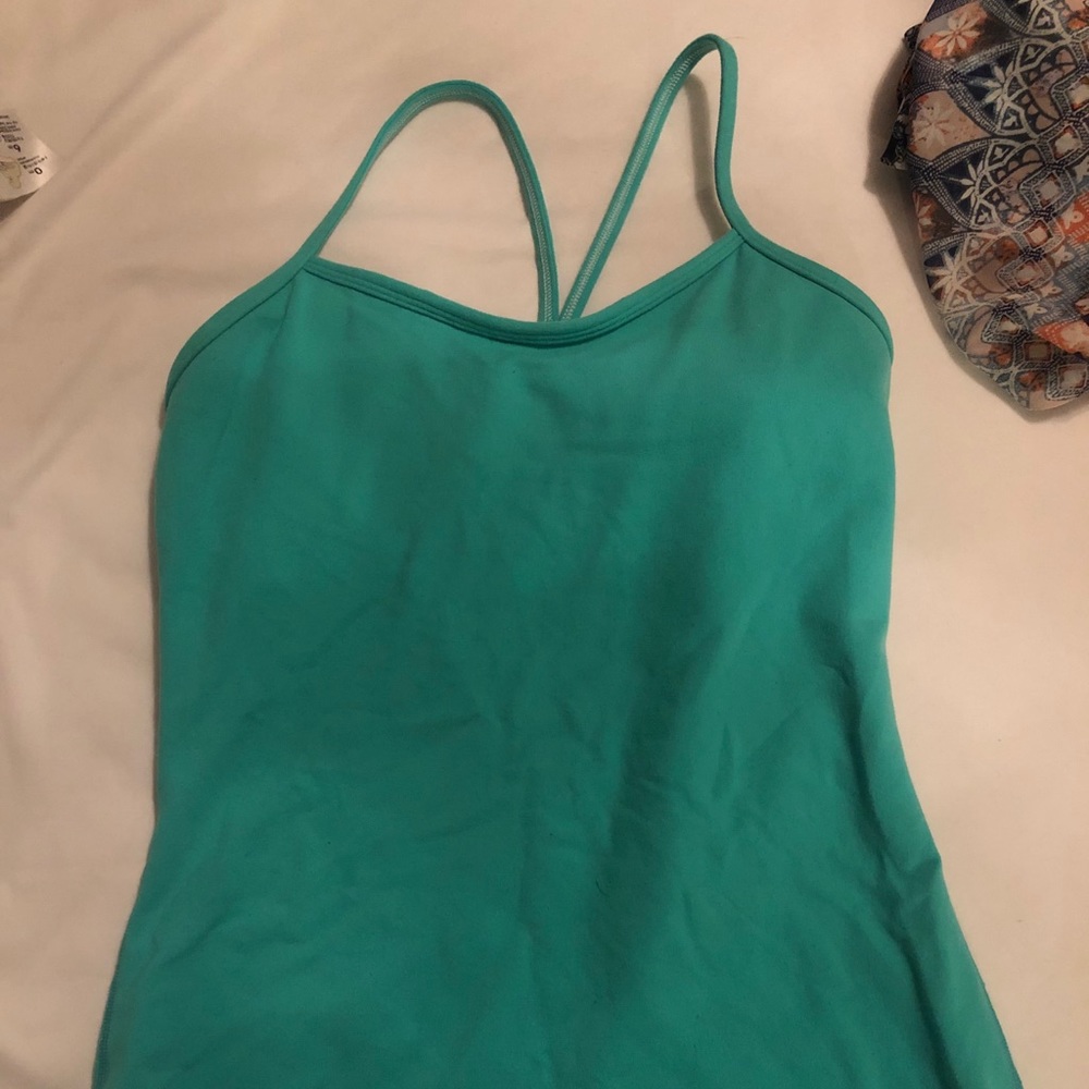 Lululemon tank